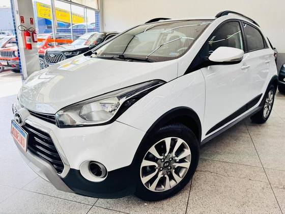 HYUNDAI HB20X 1.6 16V STYLE FLEX 4P MANUAL